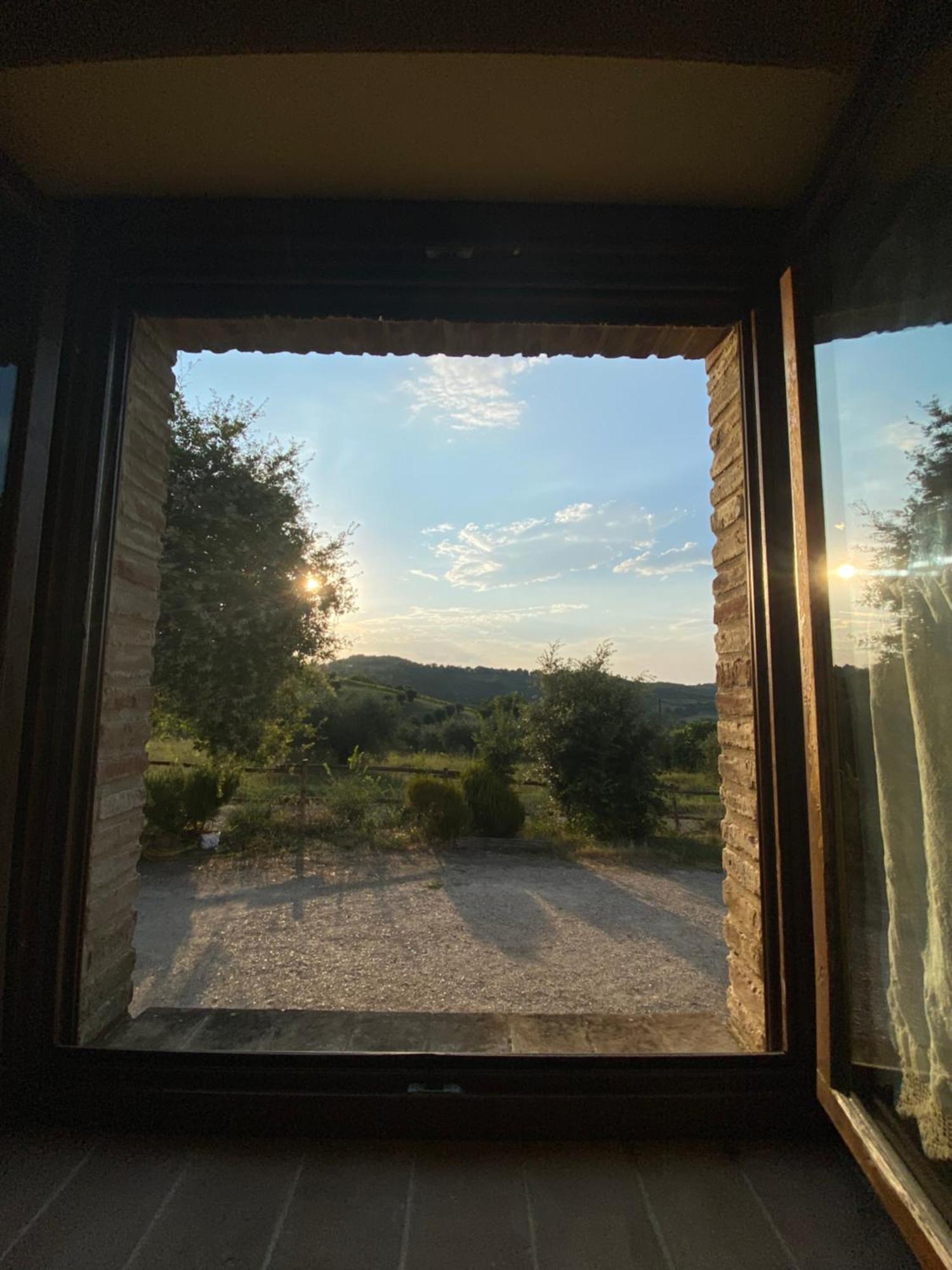 Agriturismo Sant'Angelo Holiday Farm Gualdo Cattaneo Esterno foto